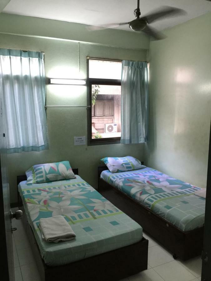 Nat 2 Guest House Bangkok Ngoại thất bức ảnh