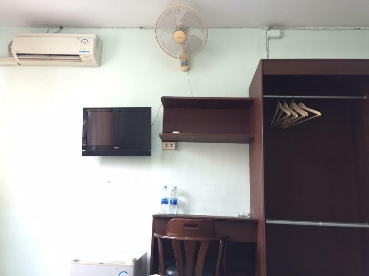 Nat 2 Guest House Bangkok Ngoại thất bức ảnh